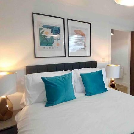 Luxury 2 Bed 2 Bath Flat Near Old Trafford Lejlighed Manchester Eksteriør billede