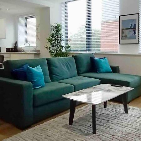 Luxury 2 Bed 2 Bath Flat Near Old Trafford Lejlighed Manchester Eksteriør billede
