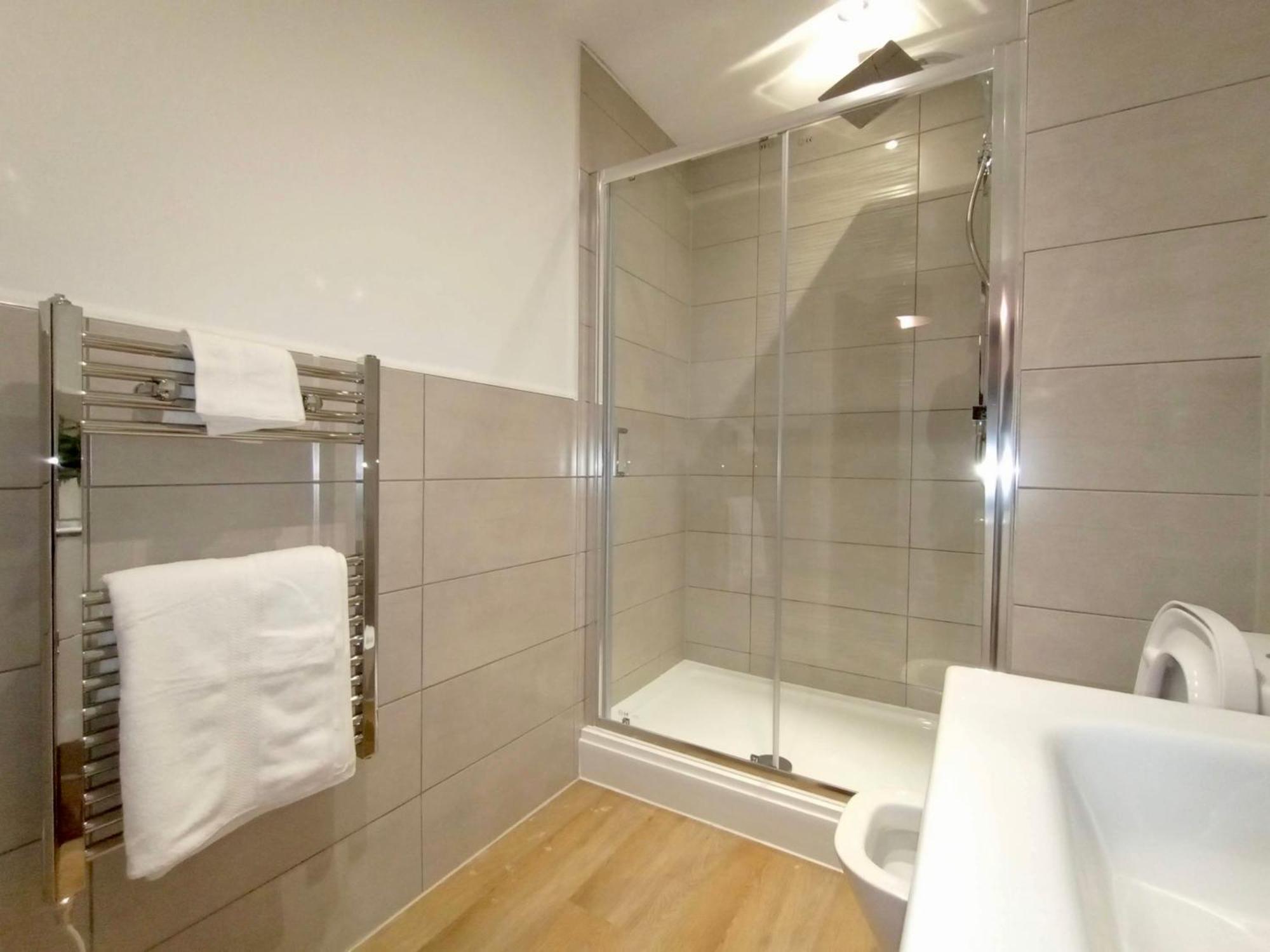 Luxury 2 Bed 2 Bath Flat Near Old Trafford Lejlighed Manchester Eksteriør billede