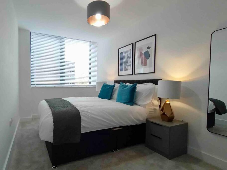 Luxury 2 Bed 2 Bath Flat Near Old Trafford Lejlighed Manchester Eksteriør billede