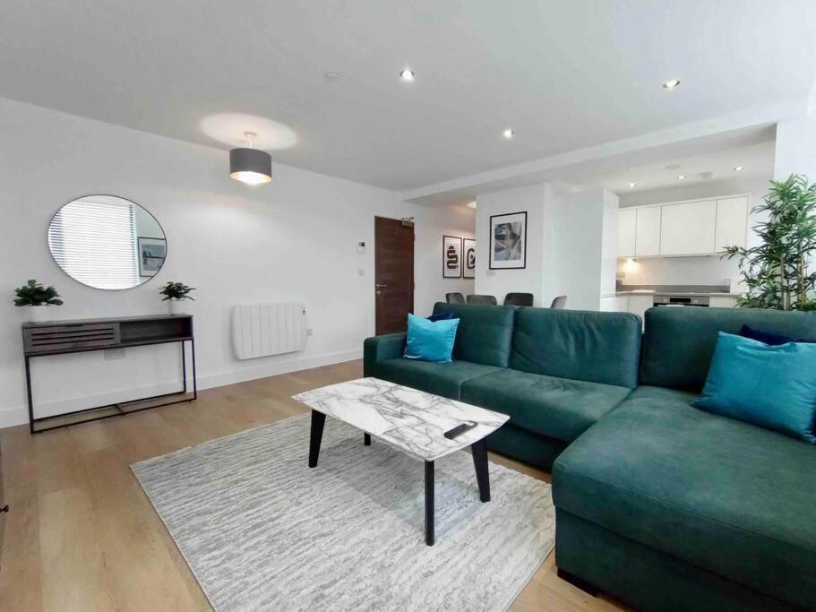 Luxury 2 Bed 2 Bath Flat Near Old Trafford Lejlighed Manchester Eksteriør billede